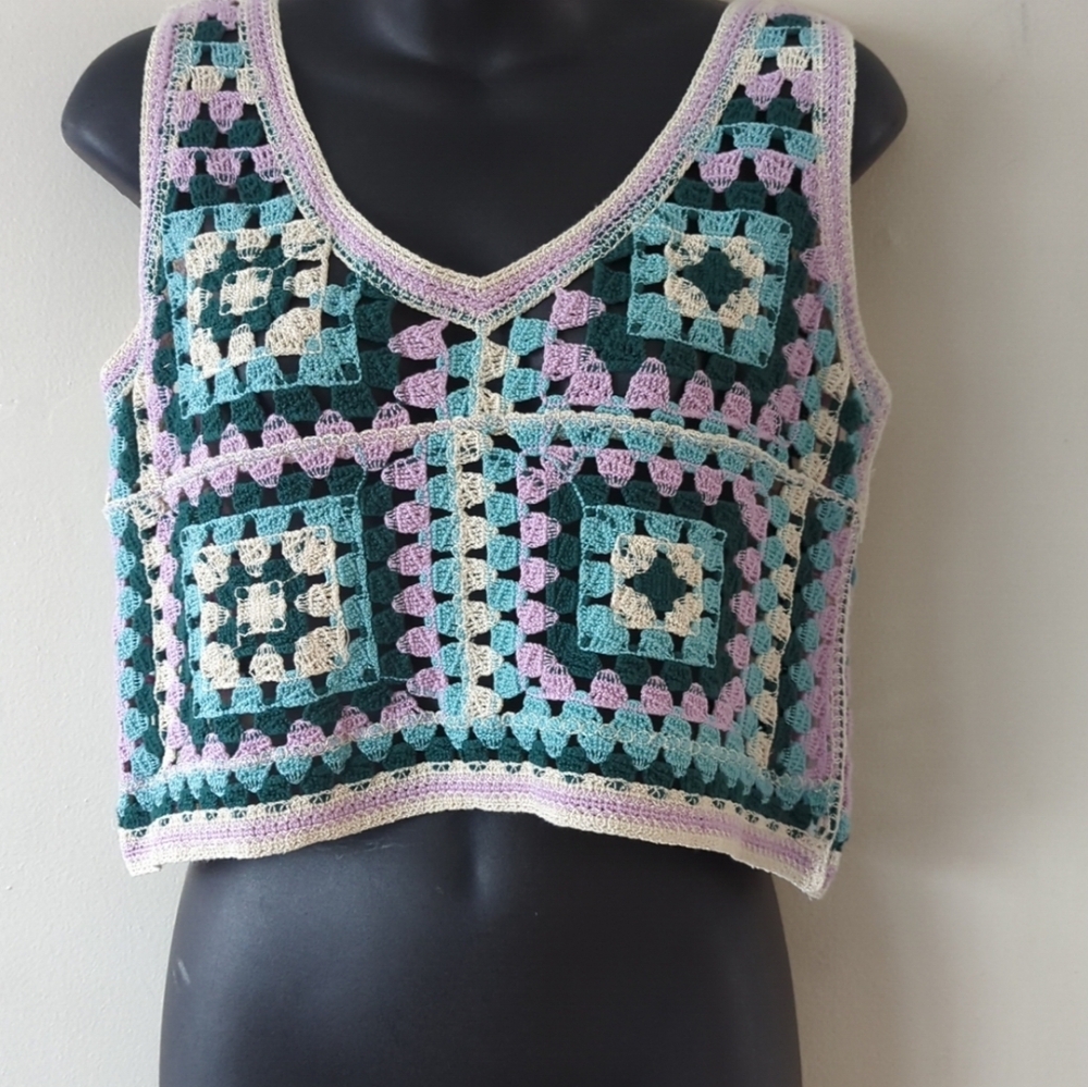 Granny Square Crochet Patchwork Cropped Multicolo… - image 1